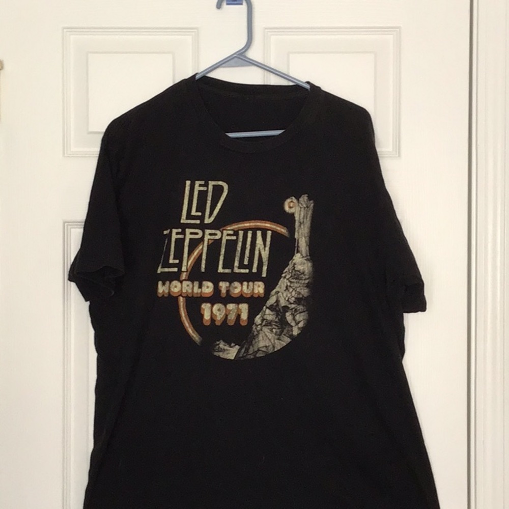 Led Zeppelin World Tour t-shirt